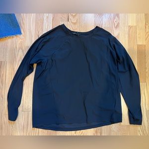 Athleta ultimate train top long sleeve black
